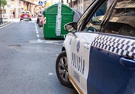 Un vehículo de la Policía Local de Logroño, en una imagen de archivo.