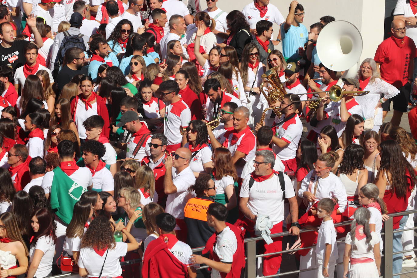 Las imágenes del comienzo de las fiestas de Arnedo