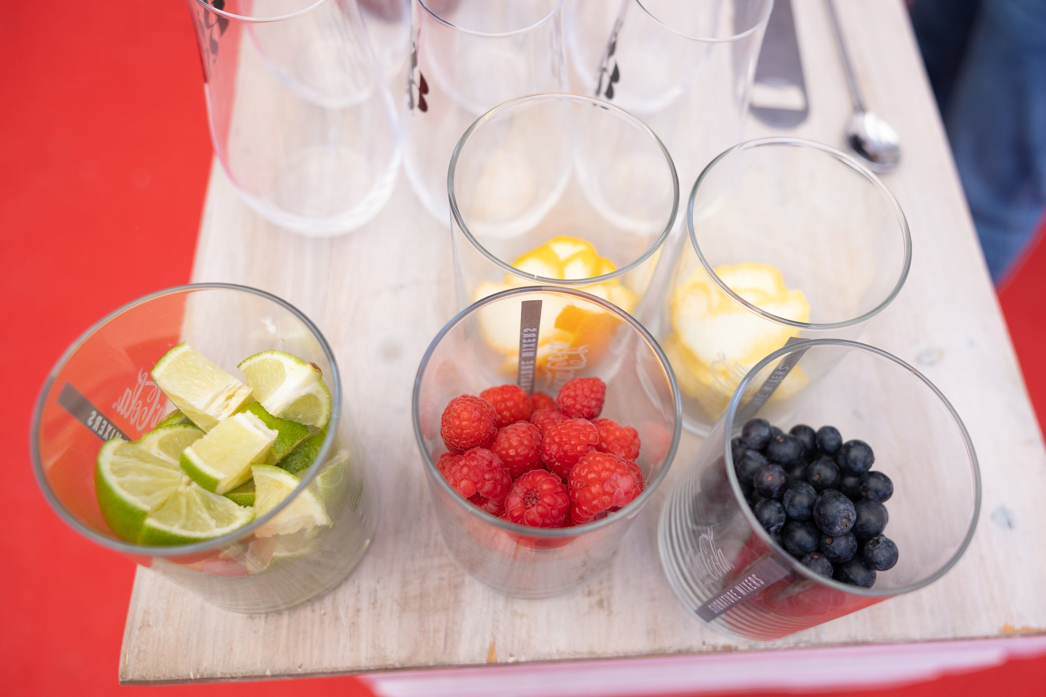 Las imágenes del taller de coctelería de Elena Urigüen