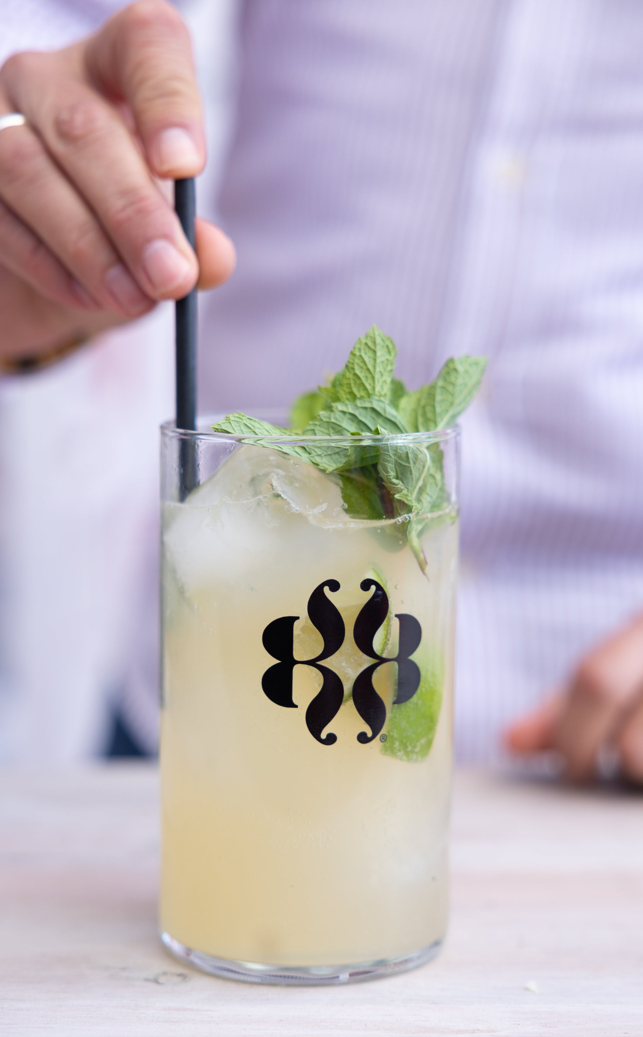 Las imágenes del taller de coctelería de Elena Urigüen