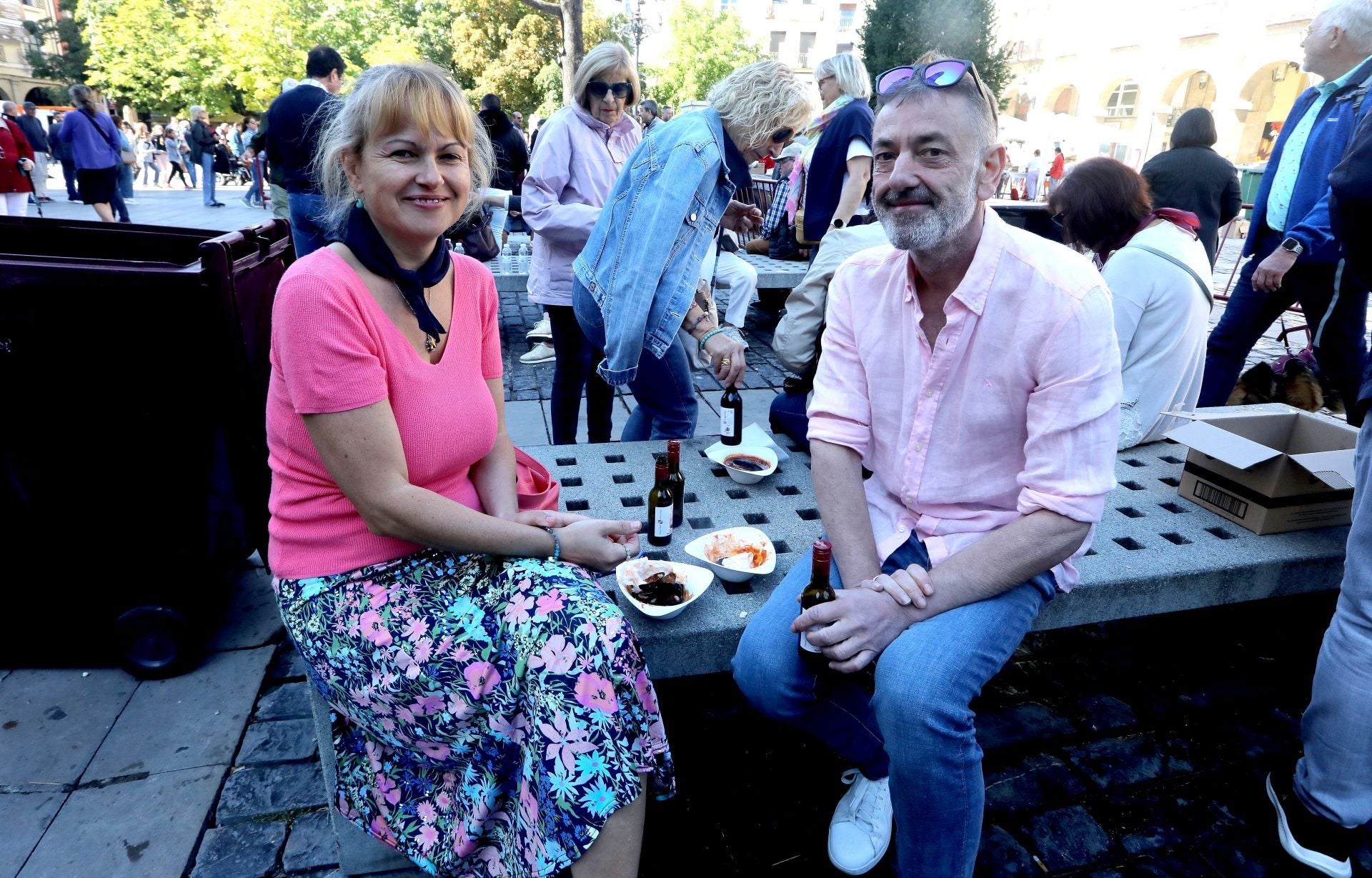 ¿Has estado de degustación para terminar las fiestas? Igual apareces en estas fotos