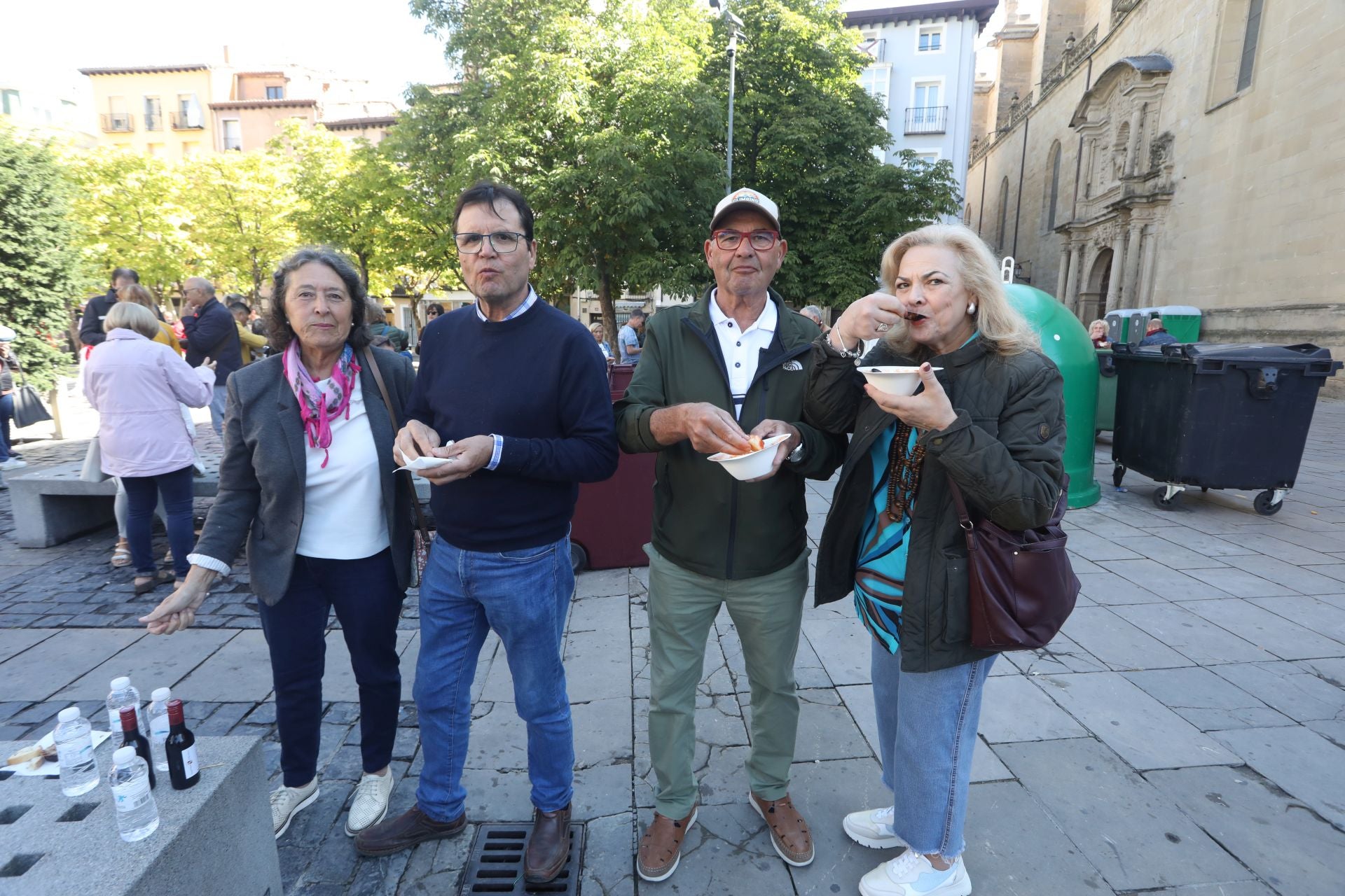 ¿Has estado de degustación para terminar las fiestas? Igual apareces en estas fotos