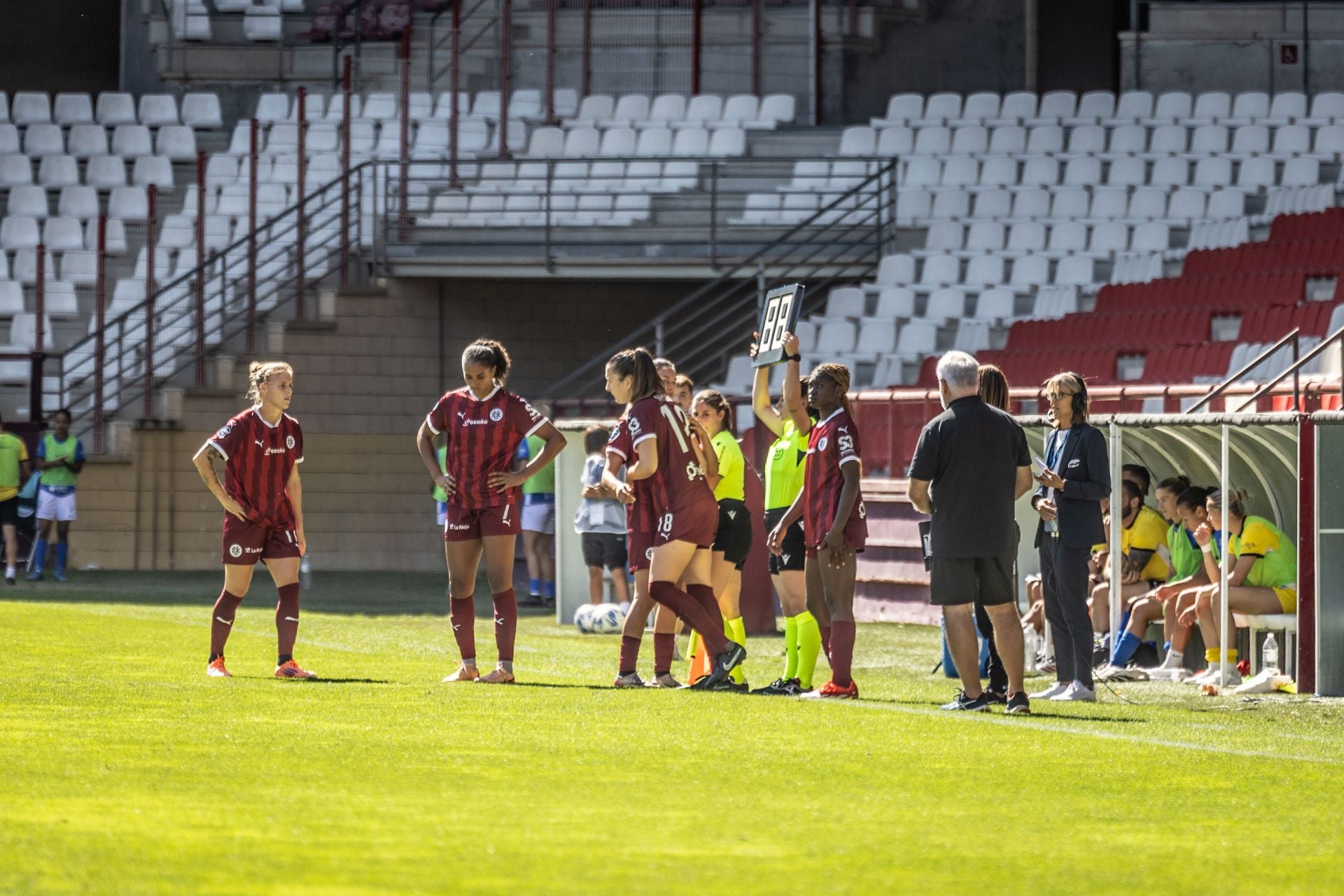 Las imágenes del encuentro entre el DUX y el Alhama