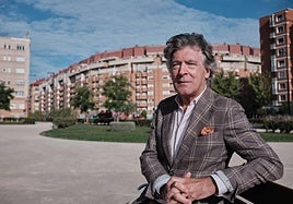 Miguel Ángel García, presidente del Colegio de Farmacéuticos, en el parque princesa Leonor