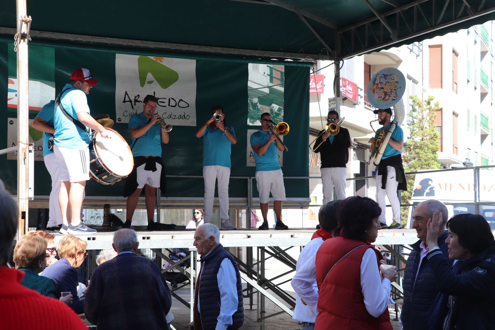 Arnedo sigue de fiestas entre degustaciones y las actividades en las peñas