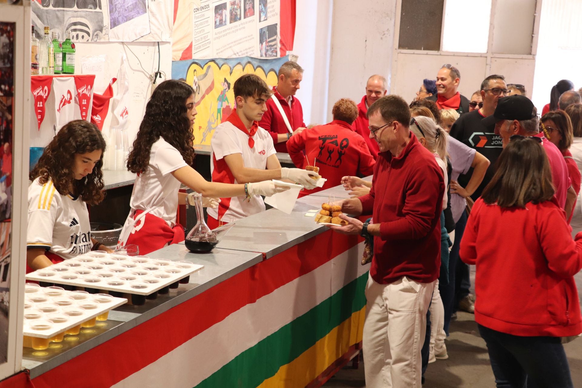 Arnedo sigue de fiestas entre degustaciones y las actividades en las peñas