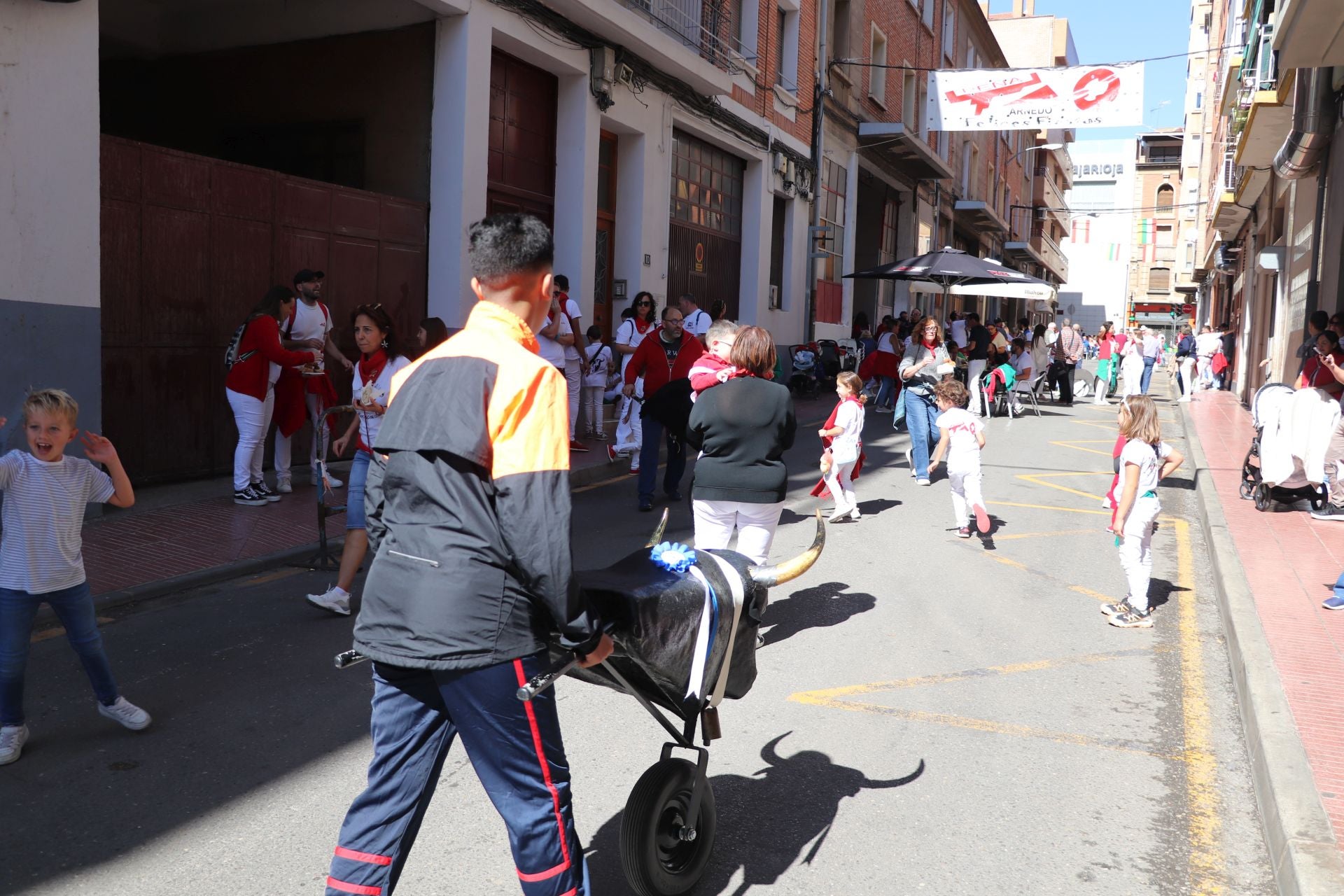 Arnedo sigue de fiestas entre degustaciones y las actividades en las peñas