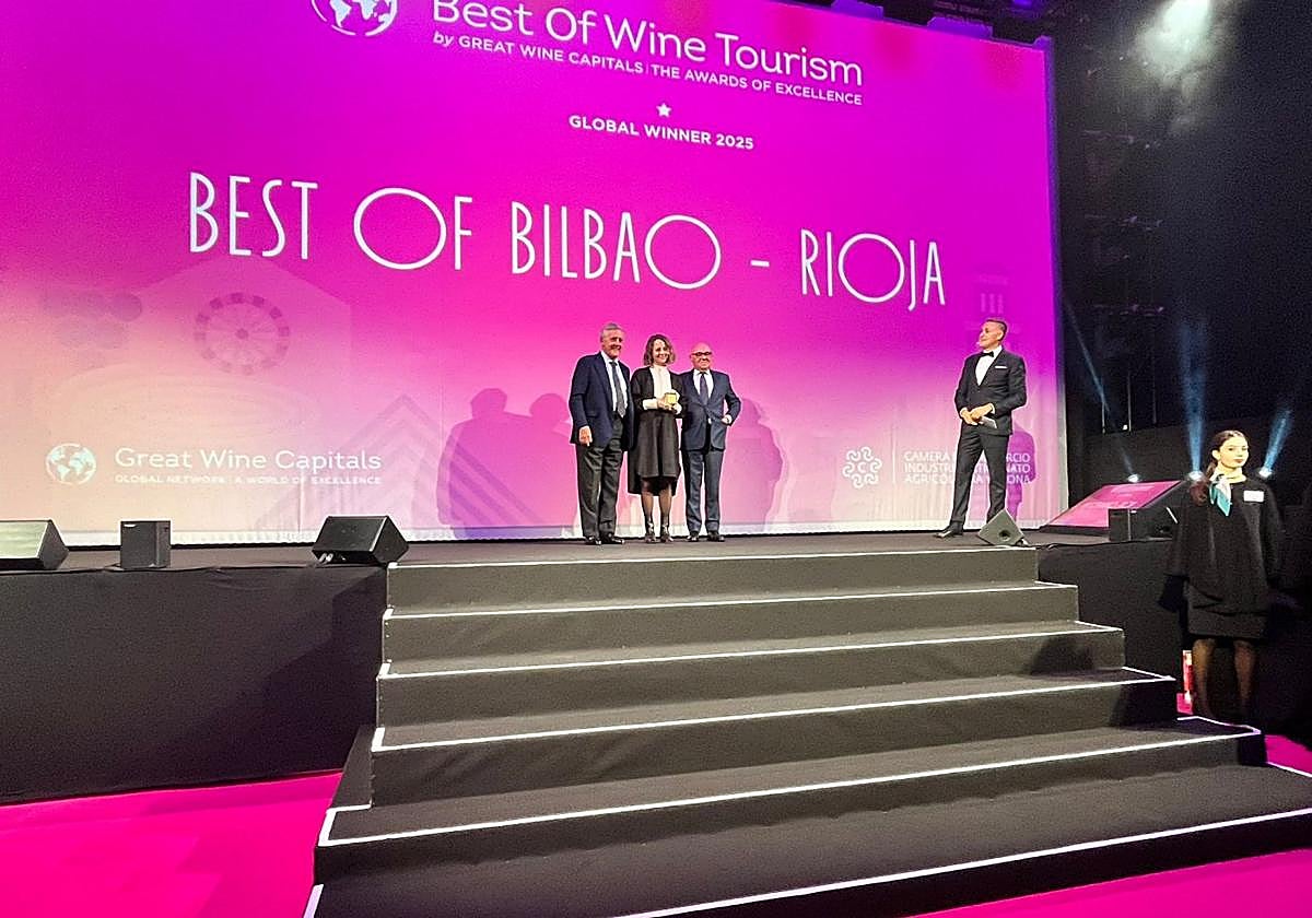 Representantes de Bodegas Bilbaínas recogieron el premio el año pasado.