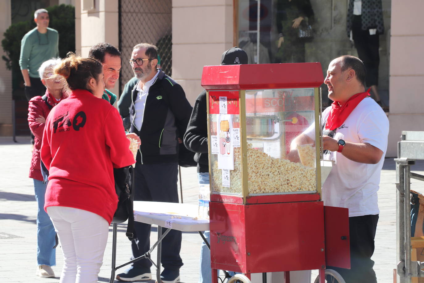 Charangas, degustaciones... Arnedo disfruta del penúltimo día de las fiestas