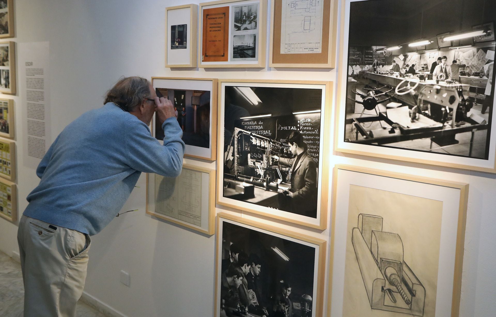 Exposición &#039;Cien&#039; en la ESDIR