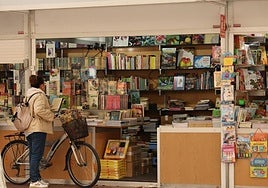 Uno de los puestos de las librerías participantes en la Feria.