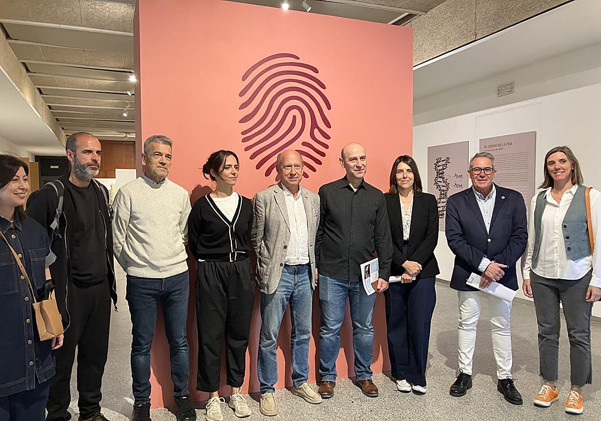 Presentación de la exposición ‘La especie inesperada. La condición humana desde el arte y la genética