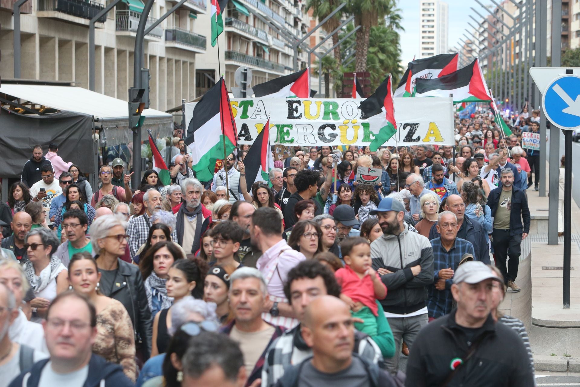 Manifestación de Logroño contra la guerra en Palestina