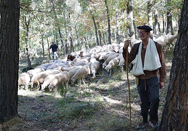 Jesús Sáenz, pastor de la Escuela de Brieva de Cameros.