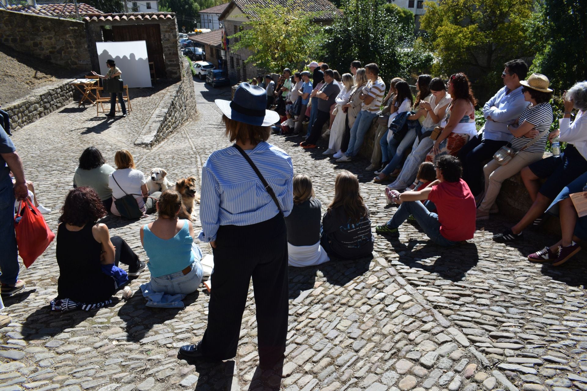 Microteatro por las &#039;Calles Empedradas&#039; de San Román de Cameros
