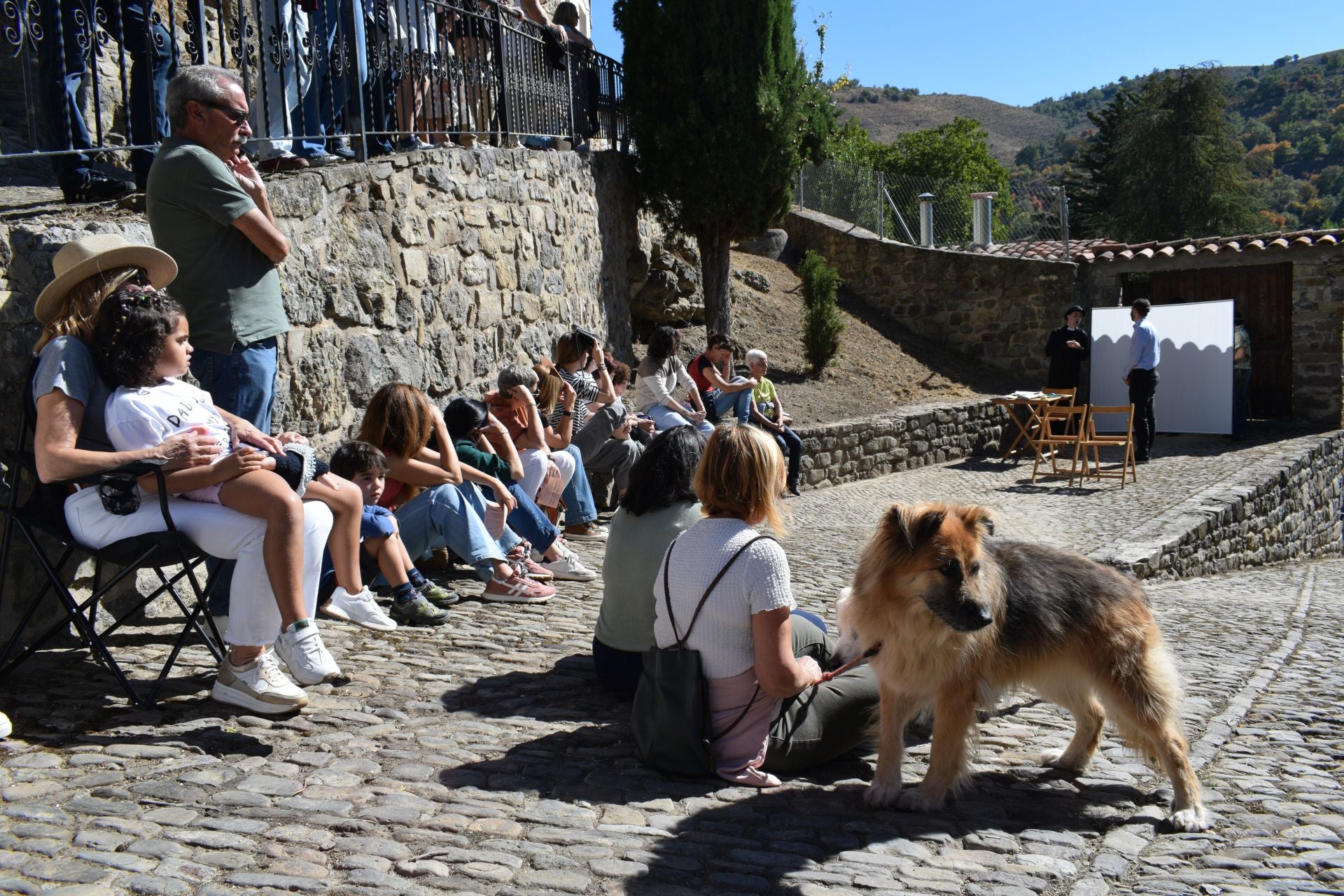 Microteatro por las &#039;Calles Empedradas&#039; de San Román de Cameros