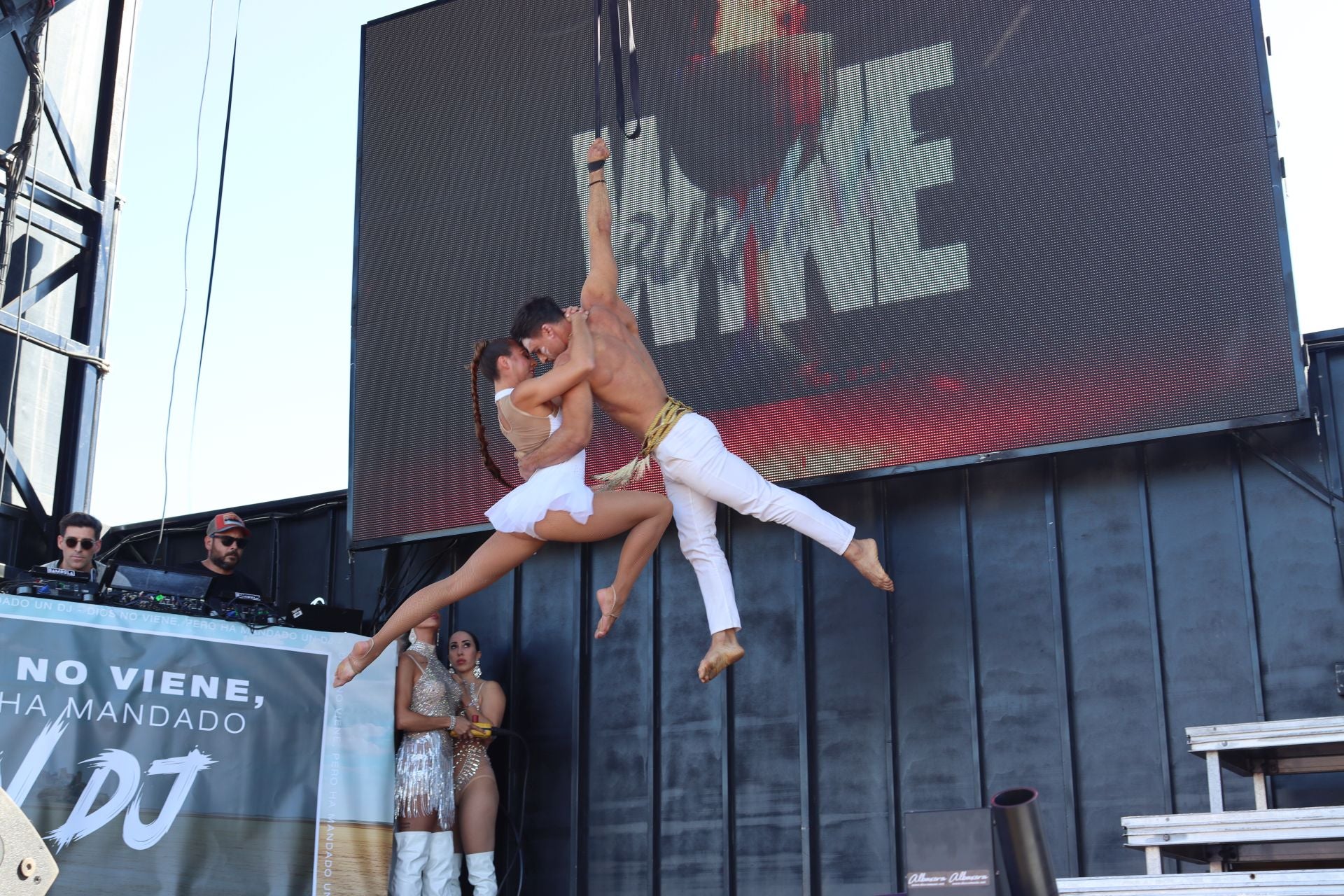 Disfraces, música y buen vino en el Vintae Wine Fest