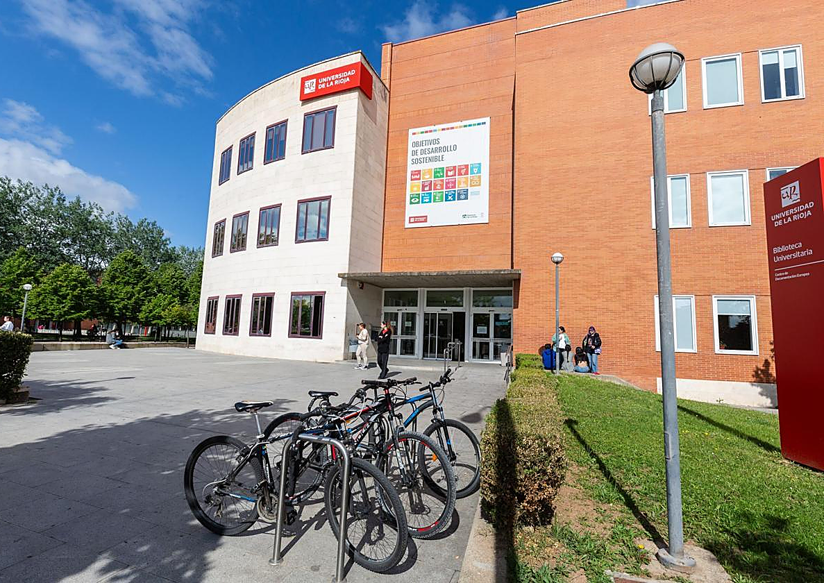 El ciclo 'Bienestar digital y menores' de The Conversation llega el martes a la Universidad de La Rioja