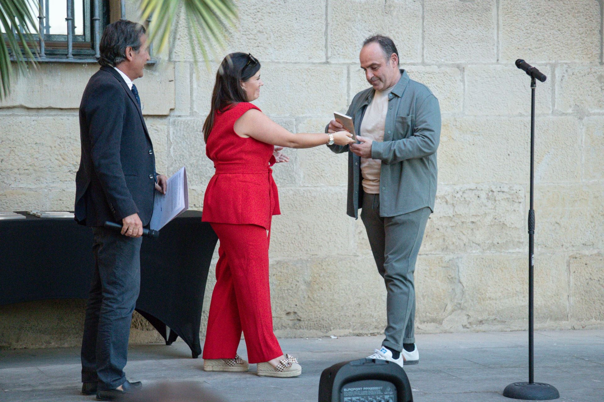 Las imágenes del homenaje a los arquitectos