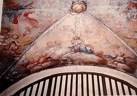 Lienzo de 'La Esperanza' en el lugar que ocupaba en la ermita del Santo Cristo de El Villar de Arnedo.