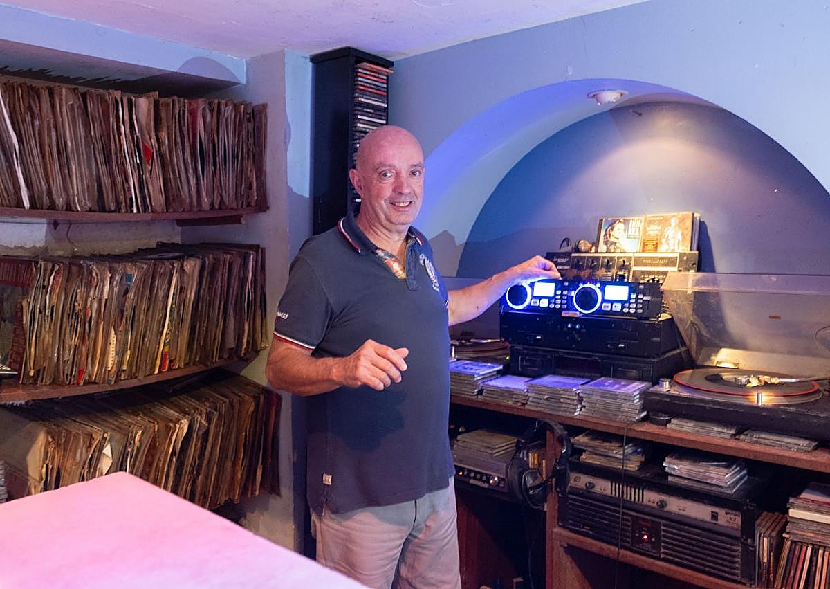 Imagen secundaria 1 - Adiós al Brieva, un clásico de la noche logroñesa