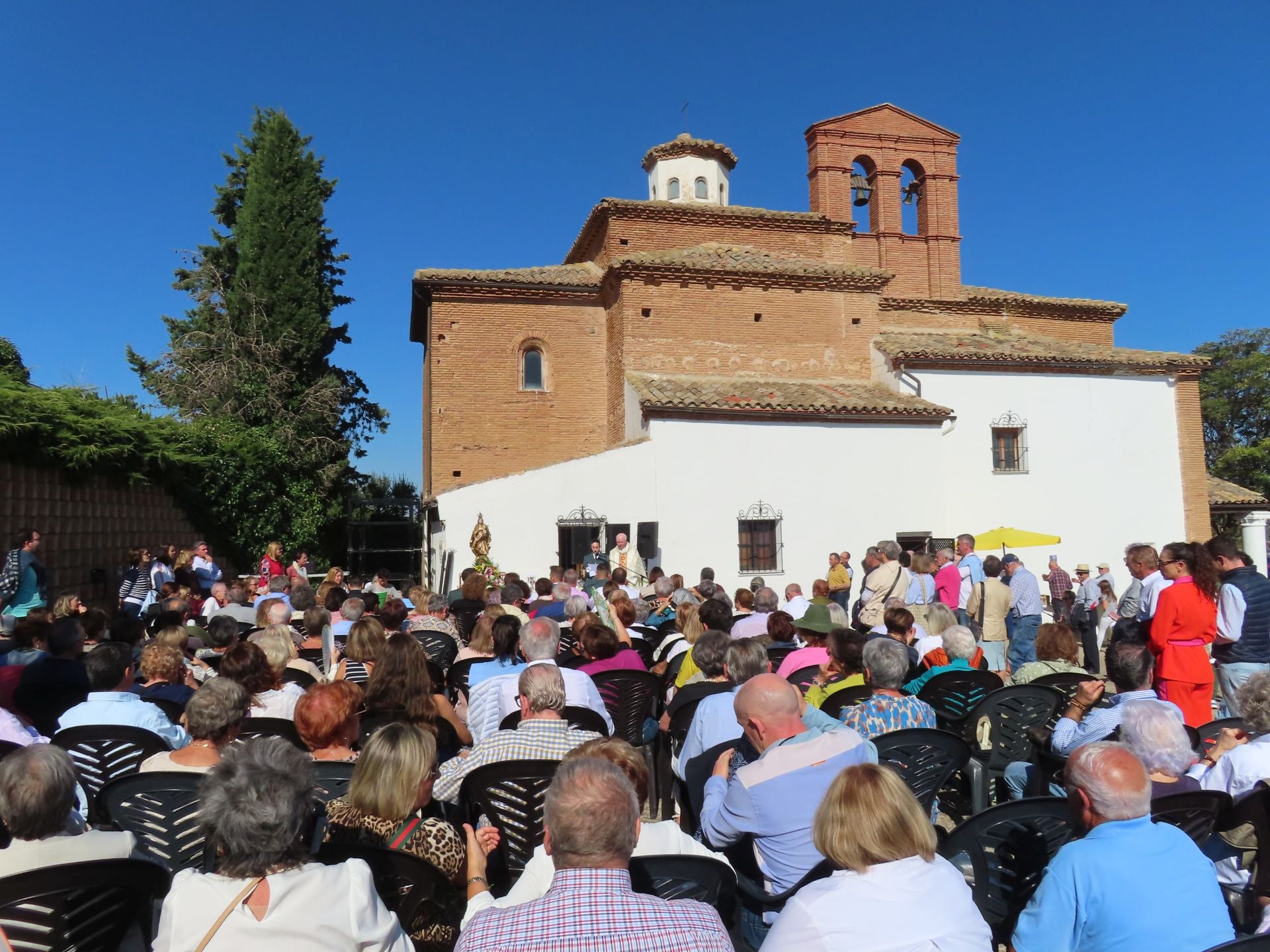 Alfaro celebra la romería a la ermita de la Virgen del Pilar