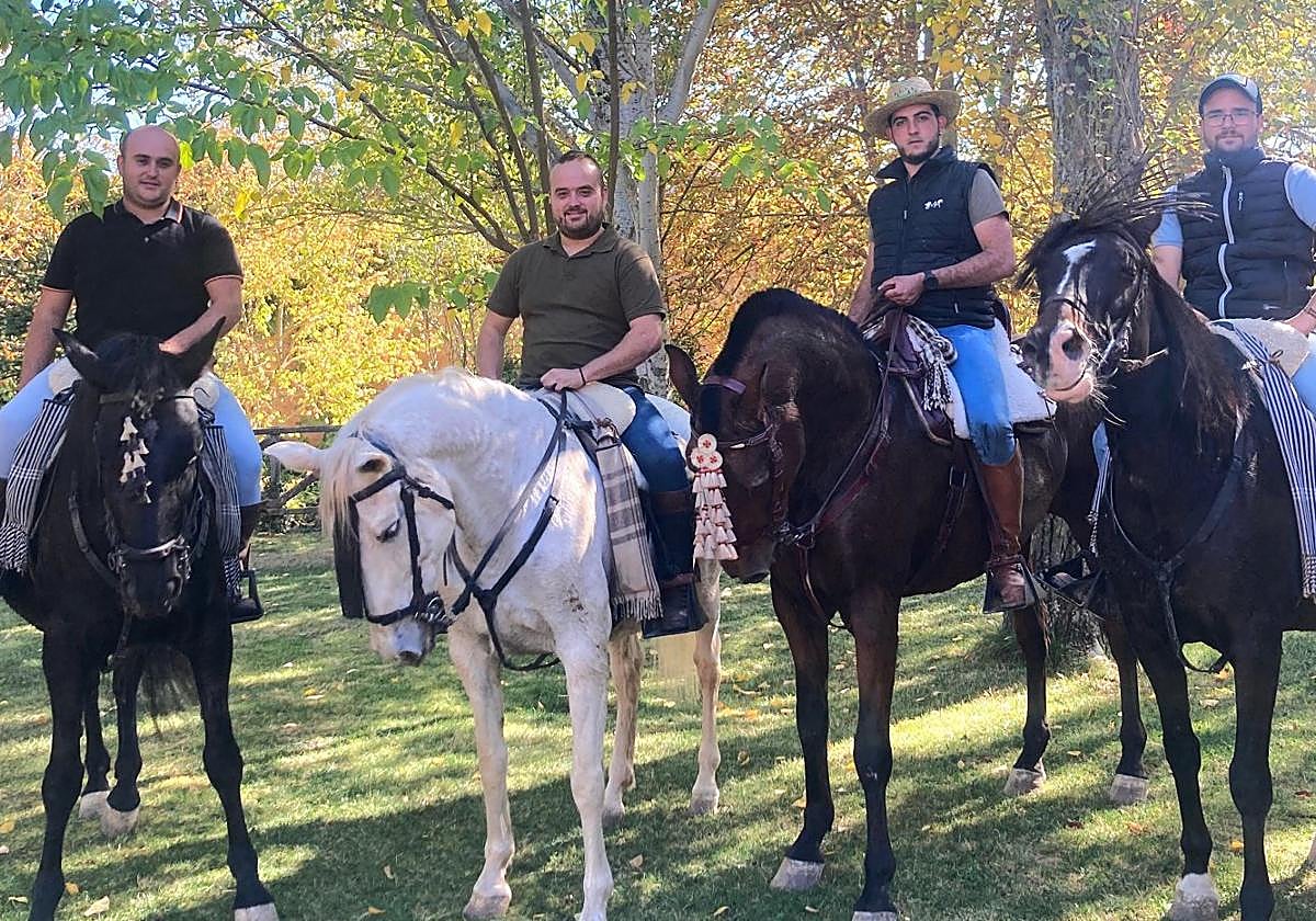 La XII Ruta Ecuestre de Ocón contó con 45 jinetes