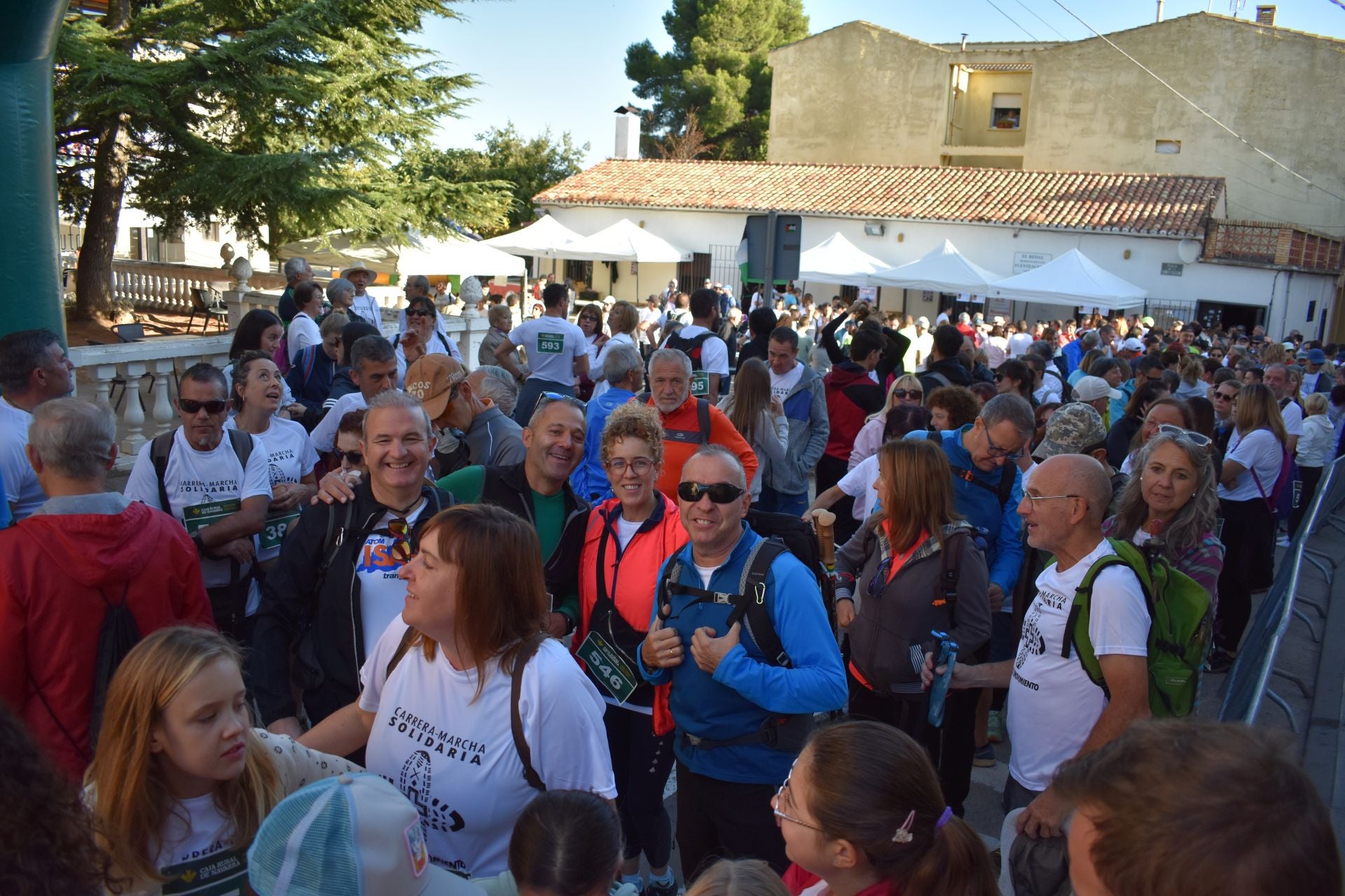 Las imágenes de la carrera y marcha solidaria en El Redal