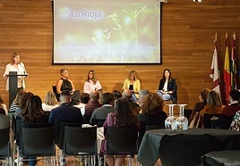 Mesa sobre el papel de las mujeres en el medio rural de Logroño