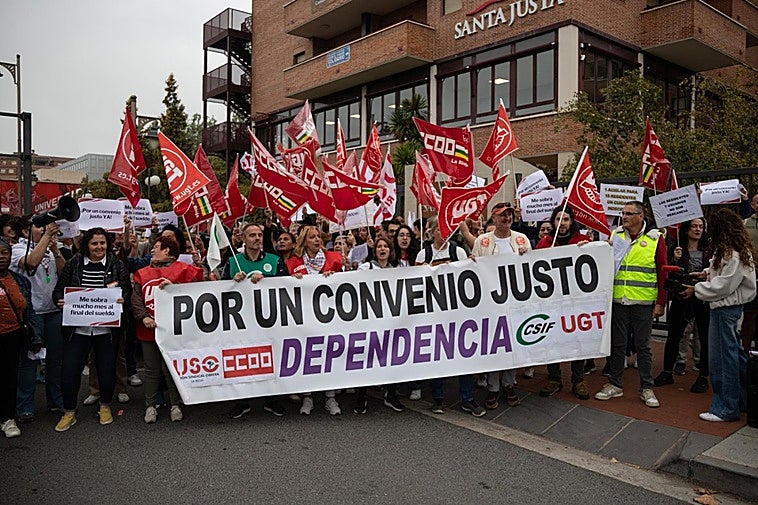 Primera movilización sindical, una vez retomadas las protestas, por un convenio para el sector.