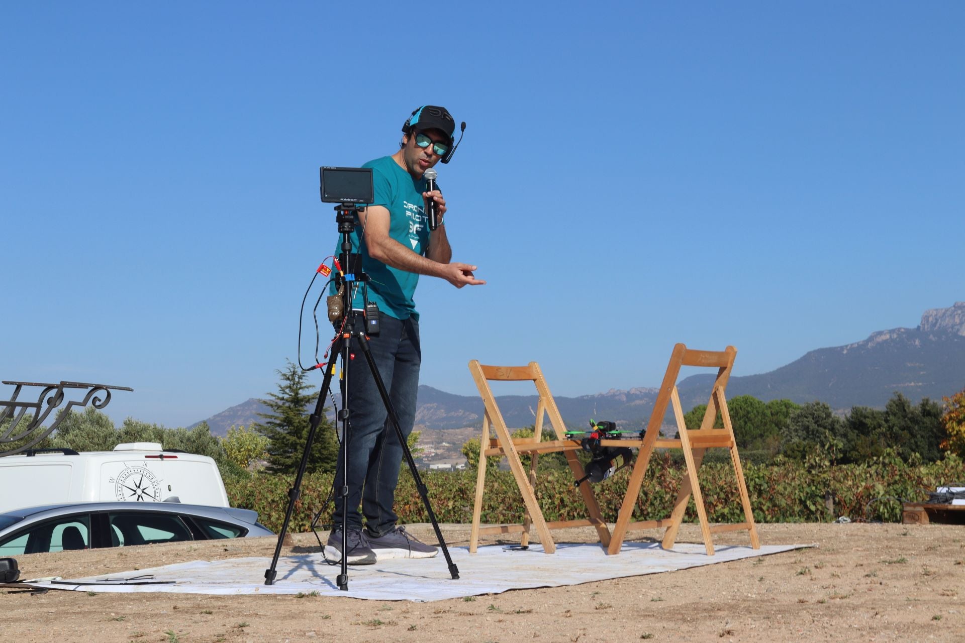 Exhibición de drones entre San Vicente y Briones