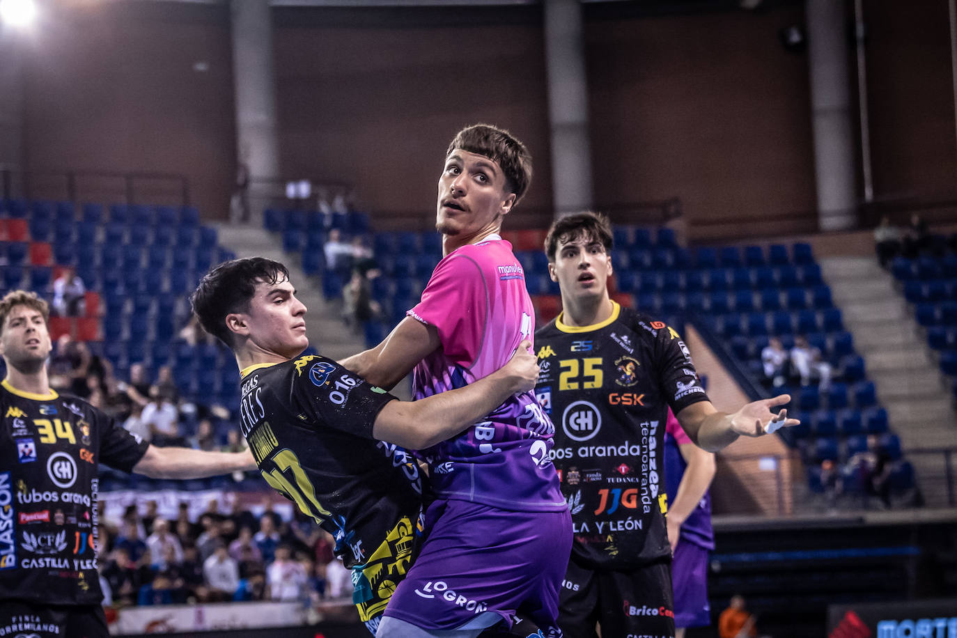 Las imágenes del encuentro Dicorpebal-Villa de Aranda