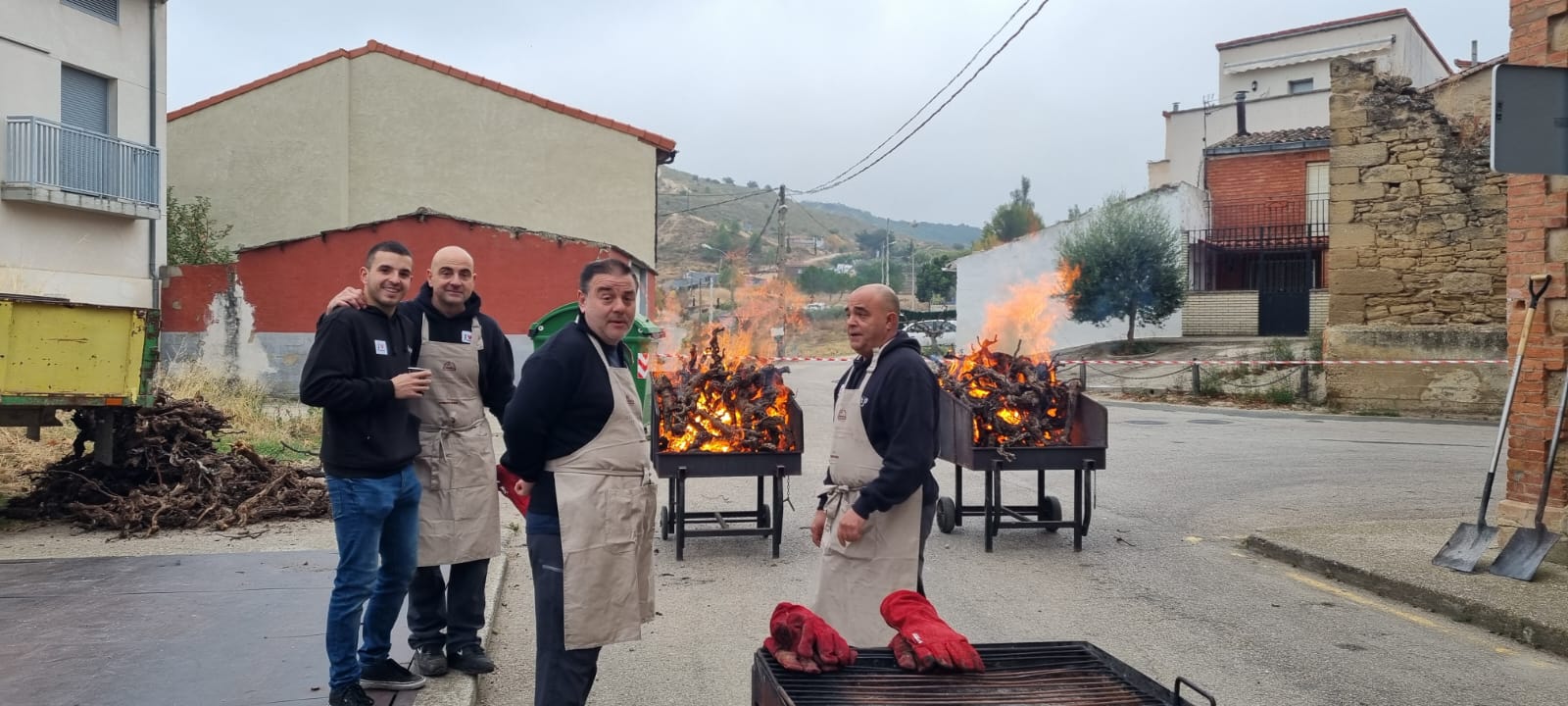 Marcha del vino y el chorizo asado de El Cortijo