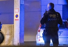 La Policía Local denunció el pasado fin de semana a 40 personas por orinar en la calle