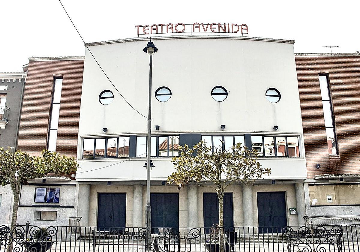 El Teatro Avenida, sede de la mayor parte de la programación.
