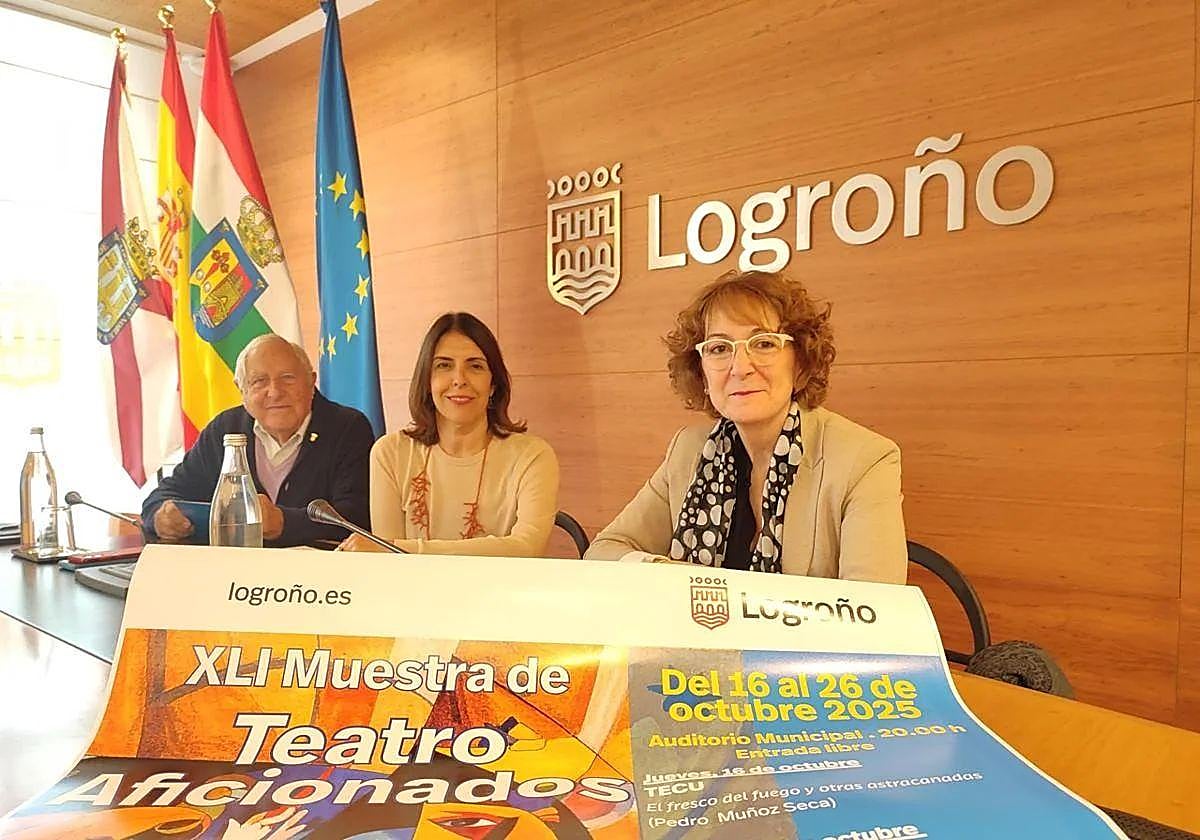 Ateneo Teatro inicia con 'Años luz' la recta final de la Muestra de Aficionados