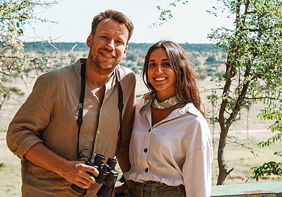 Urko Nalda y Leyre Gómez en Tarangire, Tanzania.