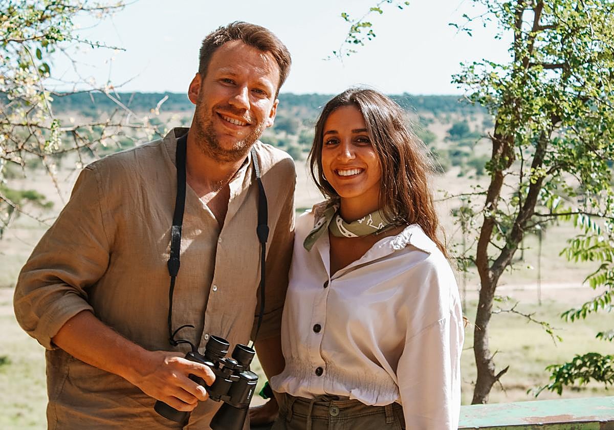 rko Nalda y Leyre Gómez durante uno de sus viajes al continente africano.