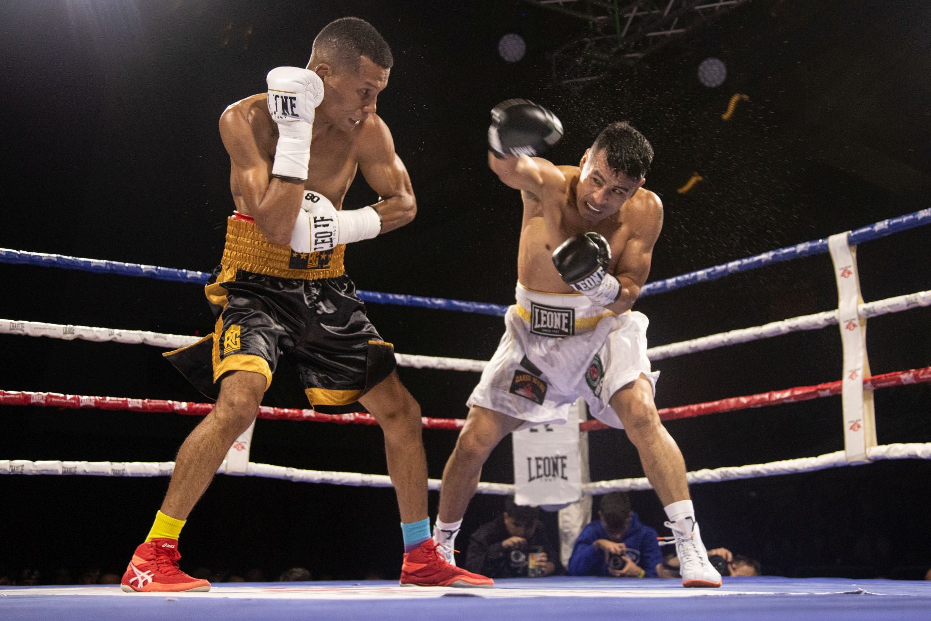 Las imágenes del combate de Gazi Kalidov