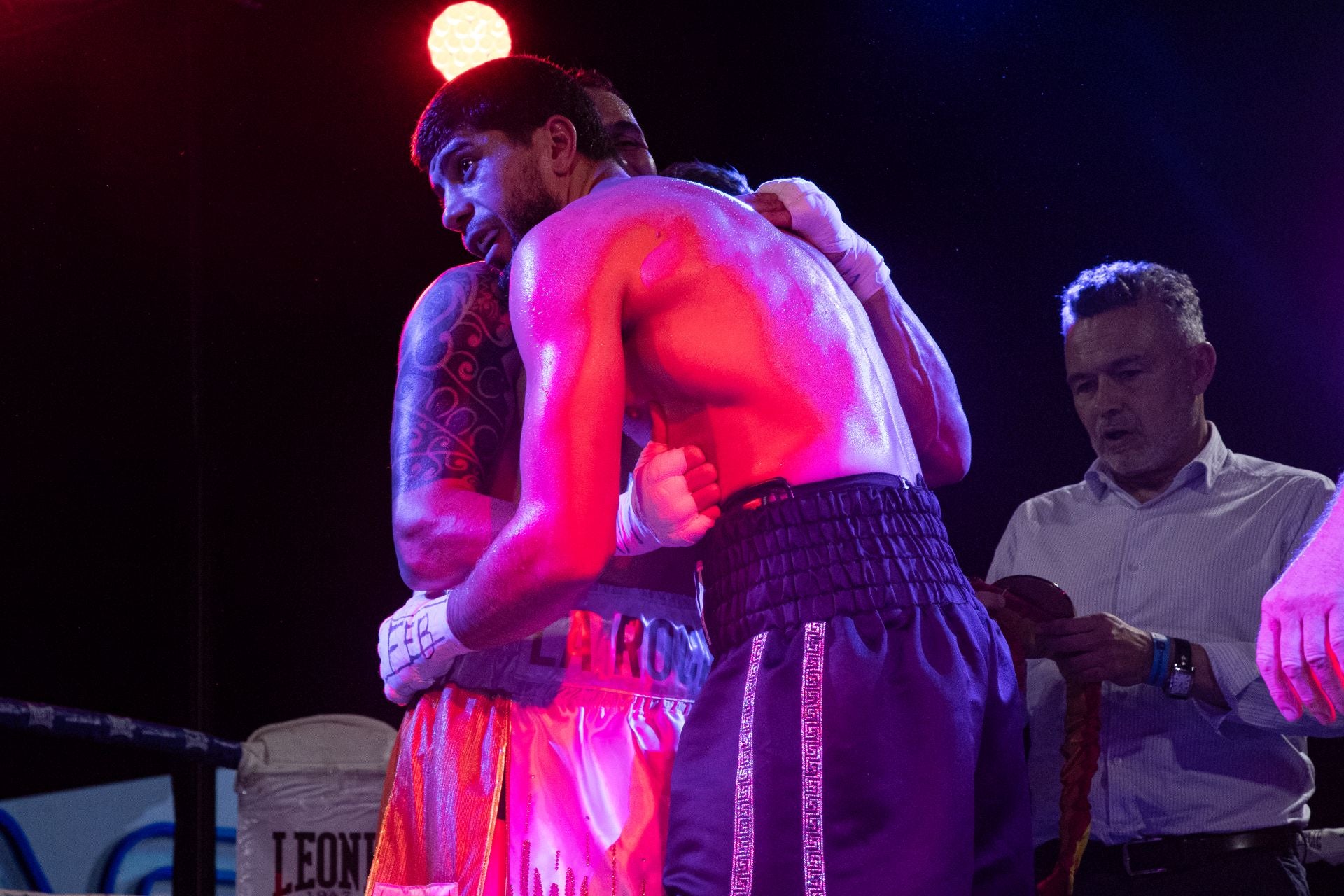 Las imágenes del combate de Gazi Kalidov