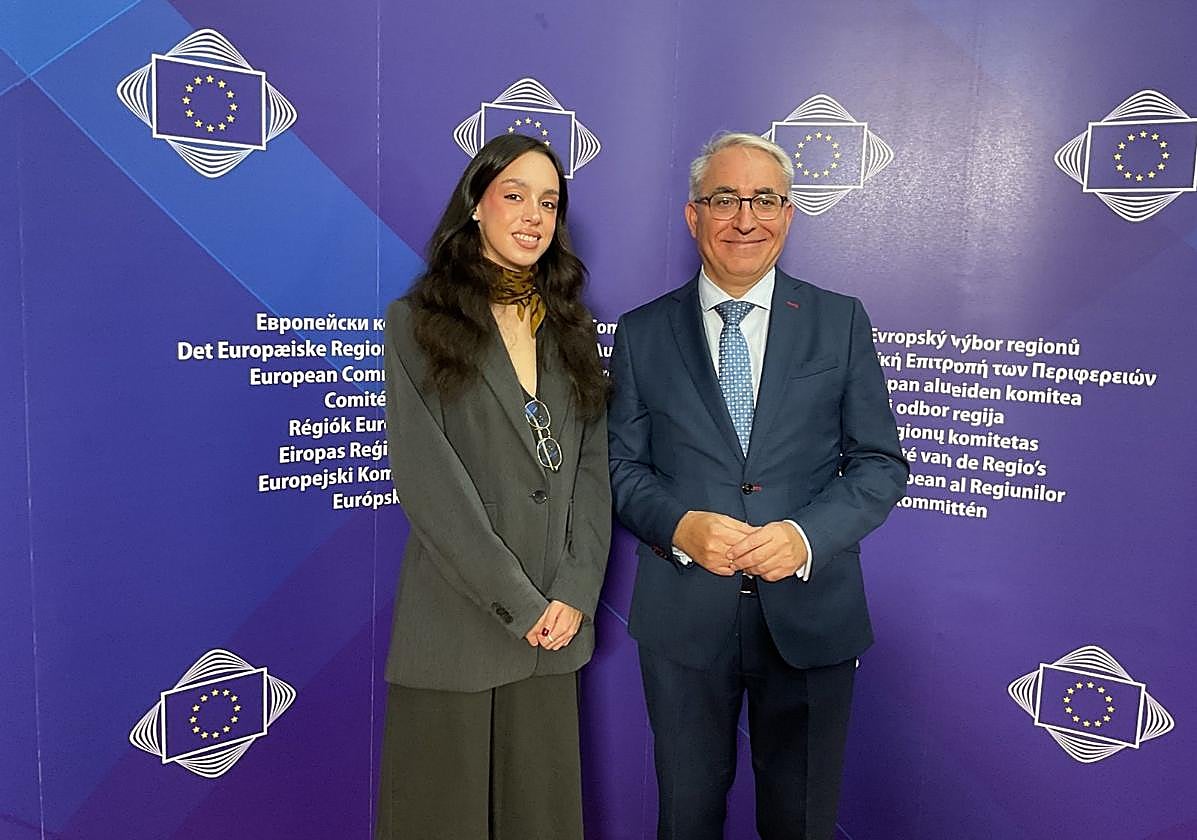 Laura Rubio, nueva becaria en la Oficina de La Rioja en Bruselas