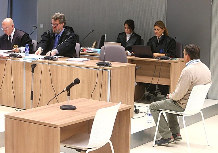 El acusado, en la sexta jornada de juicio en la Audiencia Provincial.