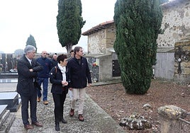Visita a la ermita de San Miguel, ubicada en el cementerio de Castañares de Rioja.