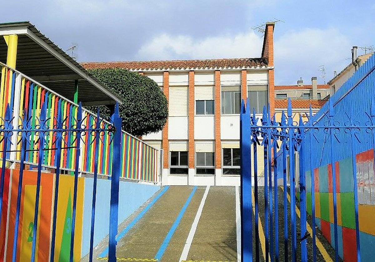 La escuela infantil Nra. Sra. del Bueyo de Albelda de Iregua.