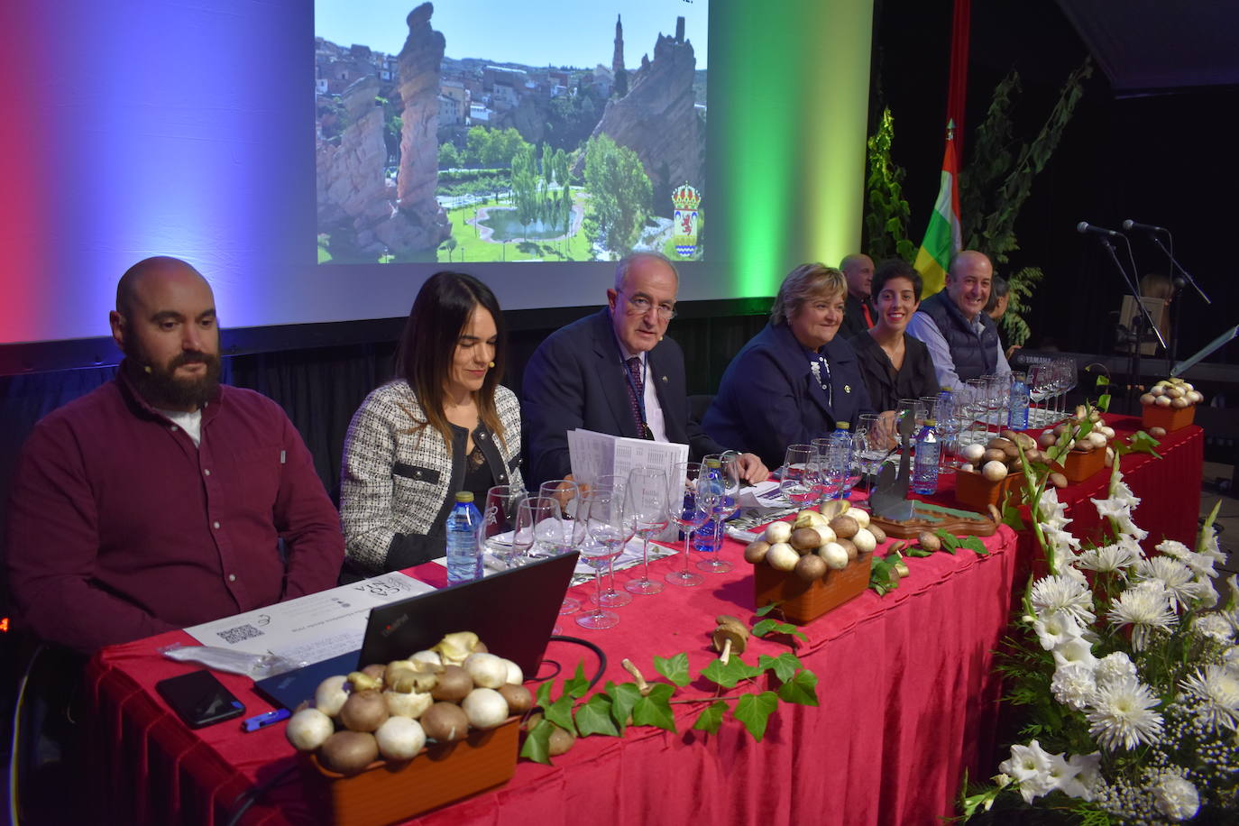 Las imágenes de la cata maridaje gastromusical en Autol