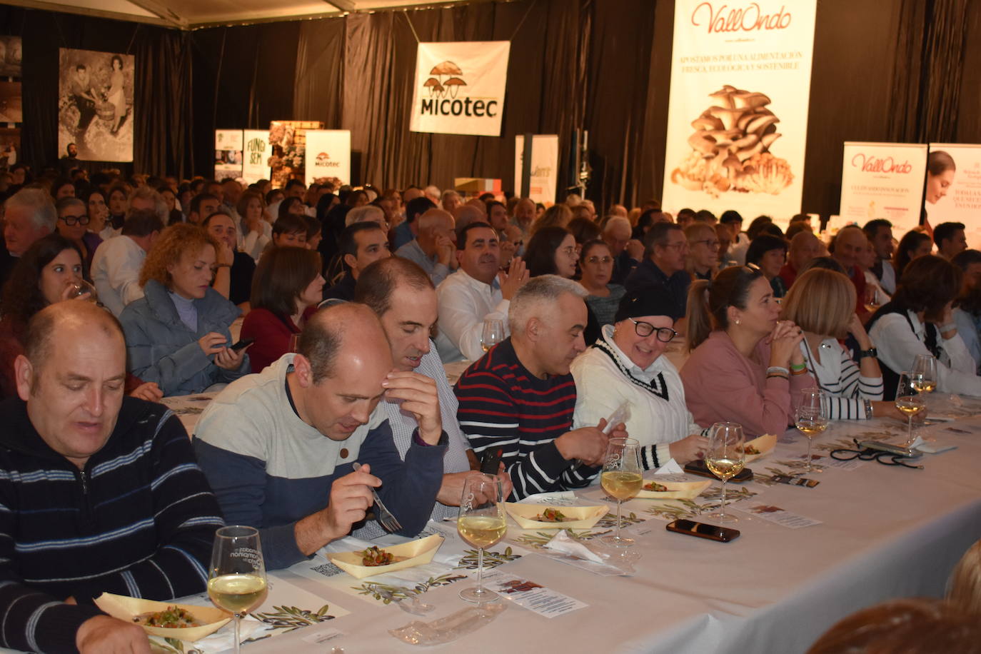 Las imágenes de la cata maridaje gastromusical en Autol