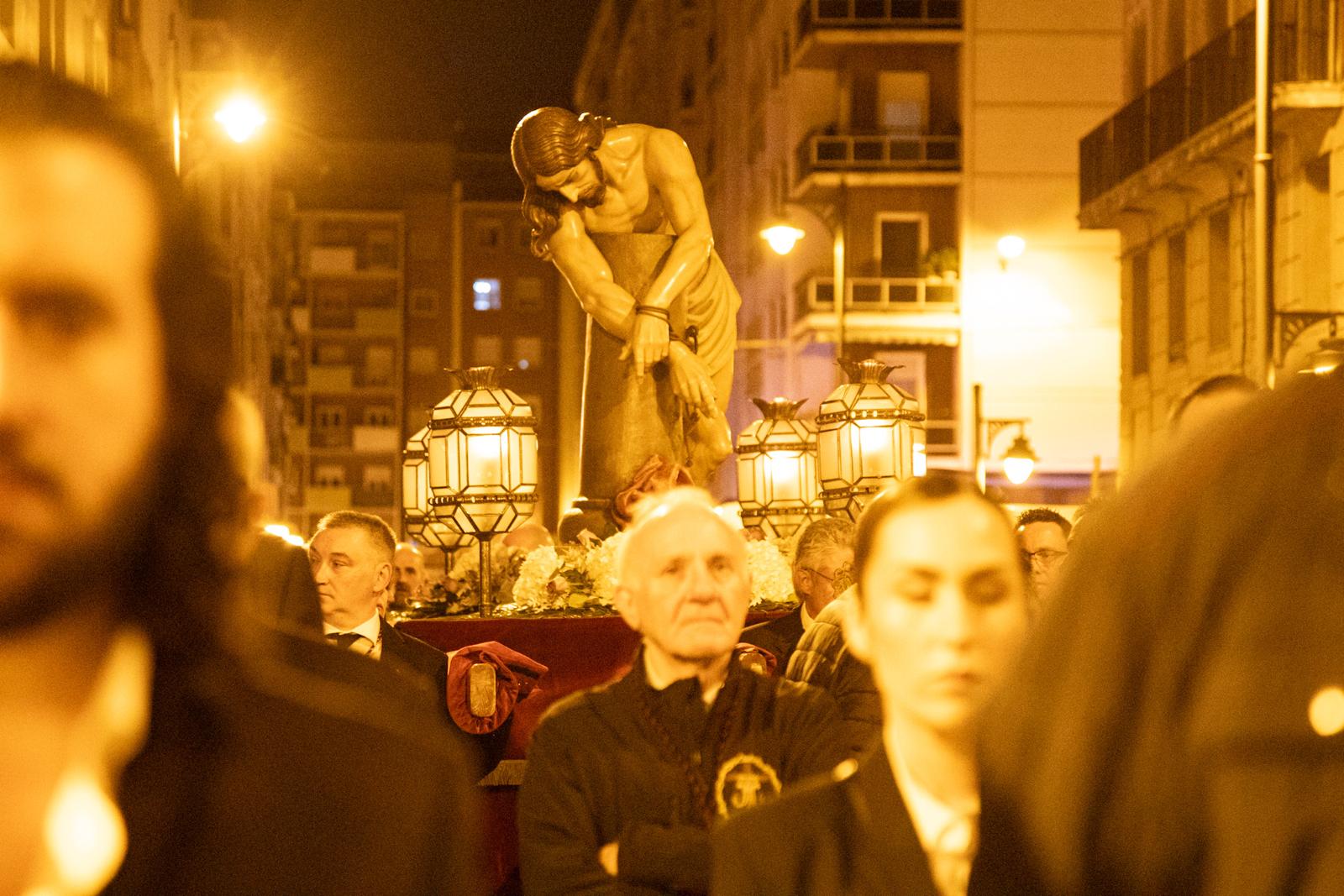El Cristo atado a la columna de Santa Teresita se traslada a Palacio