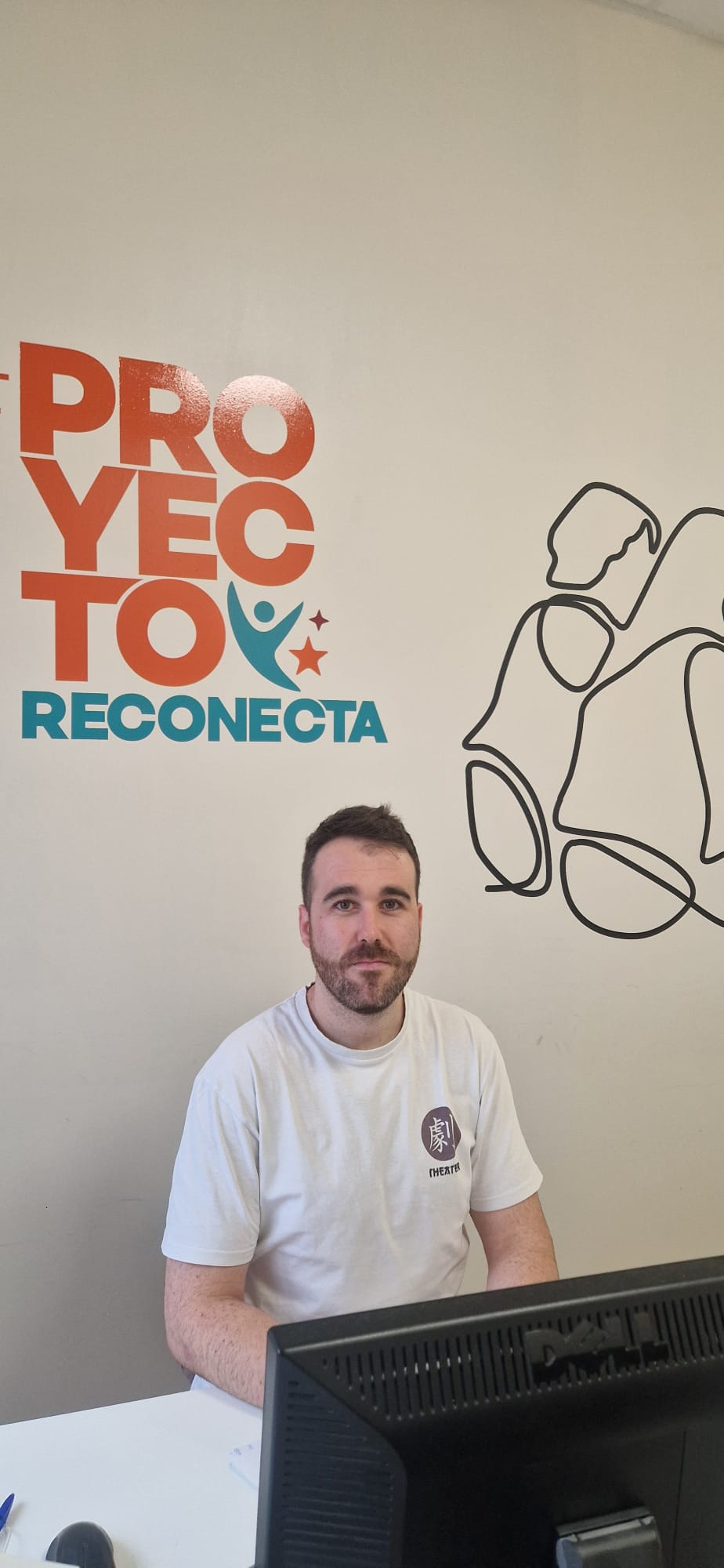 Adrián Martín, en la sede de Proyecto Hombre.