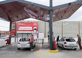 Estación de servicio automática en el polígono de la Portalada, en Logroño