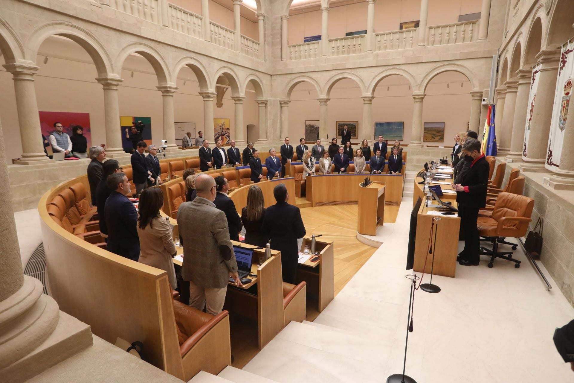 Las imágenes del pleno del Parlamento de La Rioja